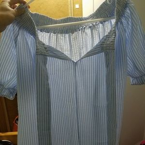 Open shoulder mini dress